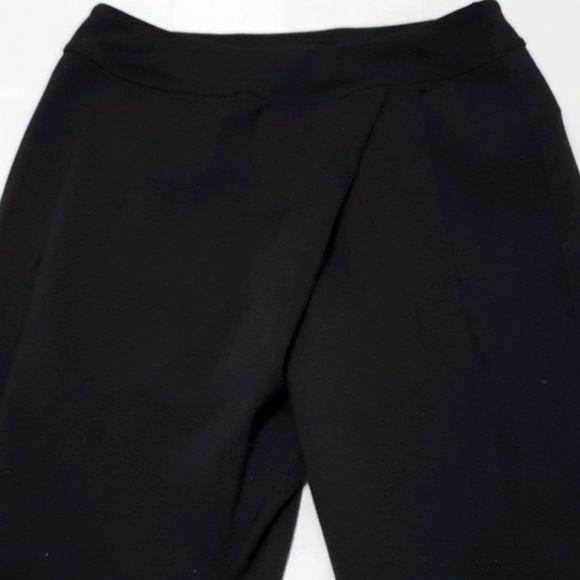 Lululemon Metal Black Asymmetric Pants - Picture 3 of 9